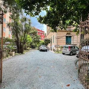 In Del '900 Varazze